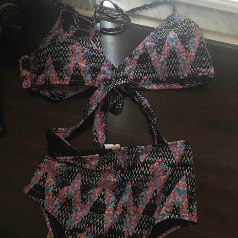Crossbody 1 piece